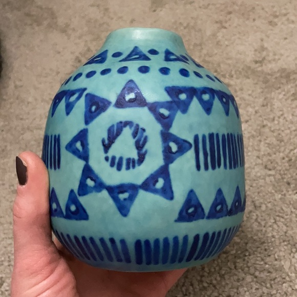 Decorative vase - Picture 3 of 5